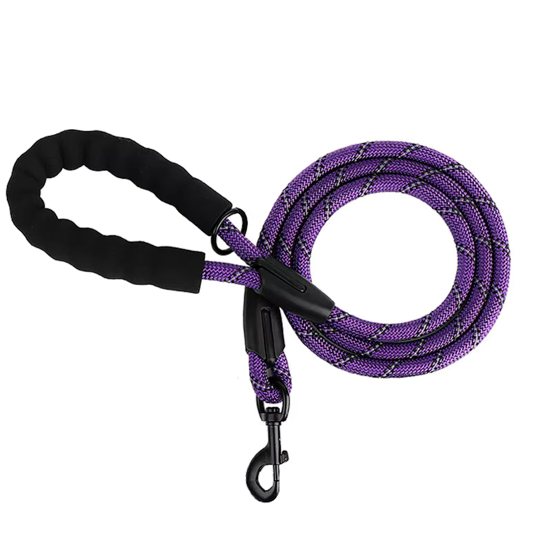 Mountain-Rope Dog Lead — Heavy-Duty 1.5m Lead with Reflective Threads