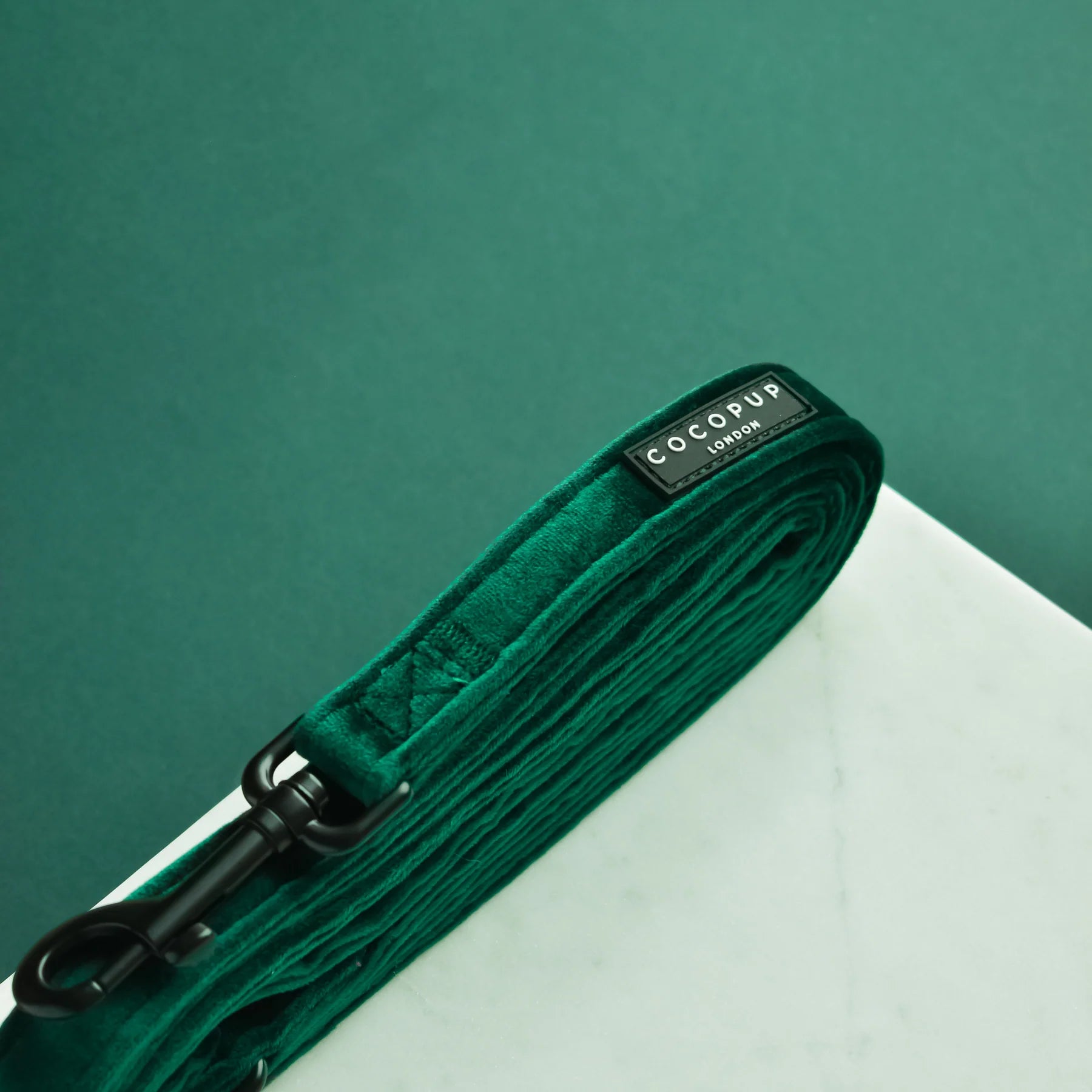 Cocopup London – LUXE Dog Lead – Forest Green Velvet